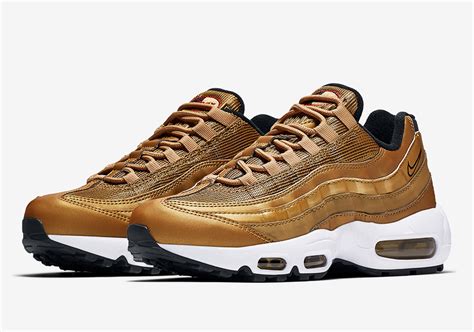 nike air max geün mit gold kleeblatt|nike air max 95 metallic gold.